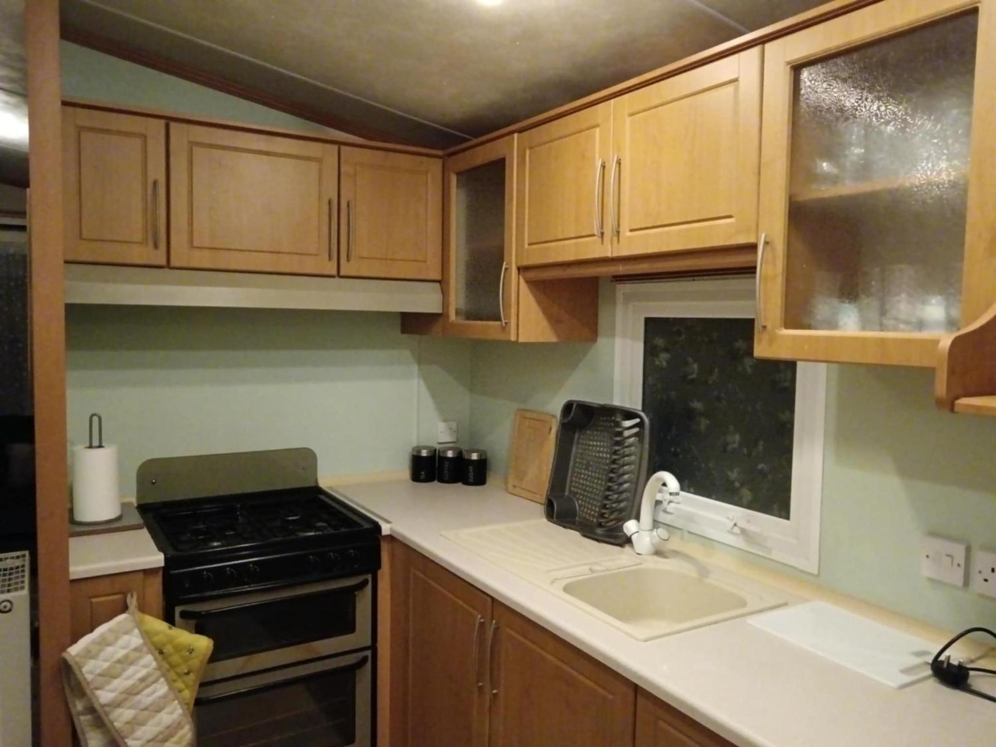 Lovely 3 Bedroom 8 Berth Caravan In Rhyl Exterior foto